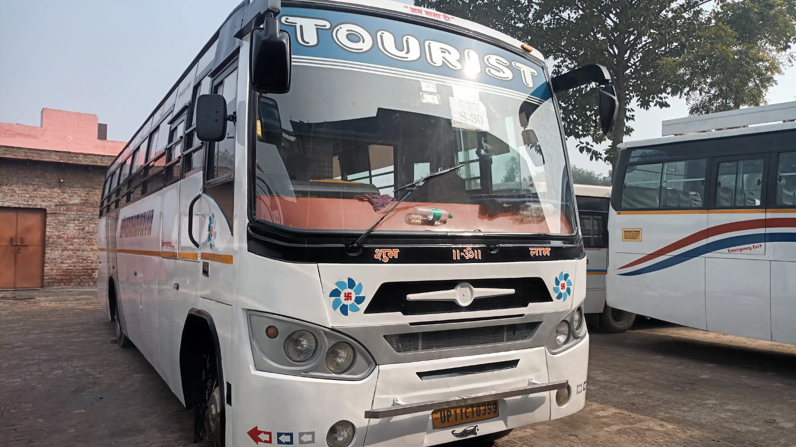 Bus